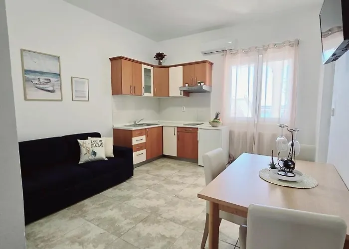 Апартаменты Seaside *