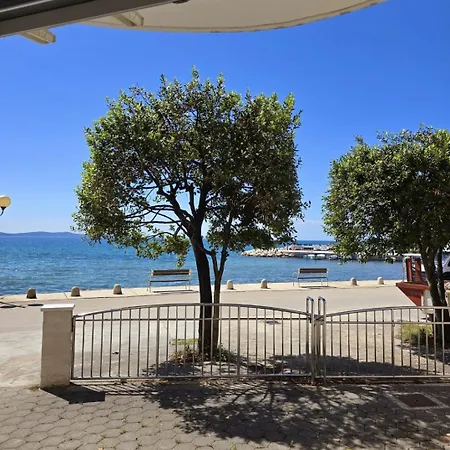 Apartment Seaside *