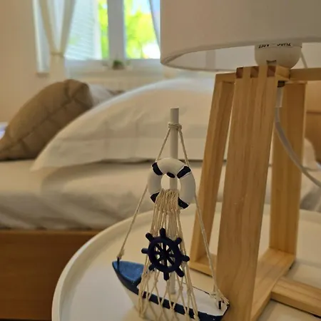 Seaside Apartman *